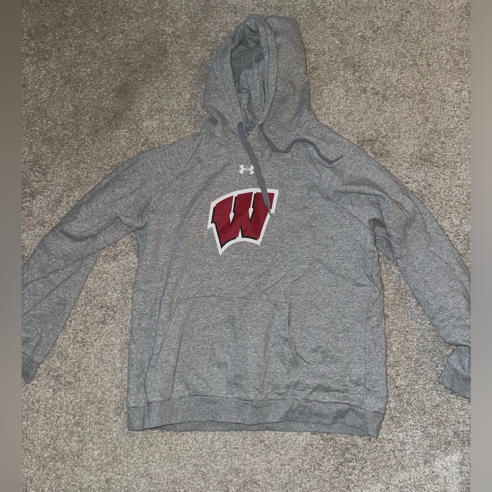 Wisconsin Badgers sweatshirt